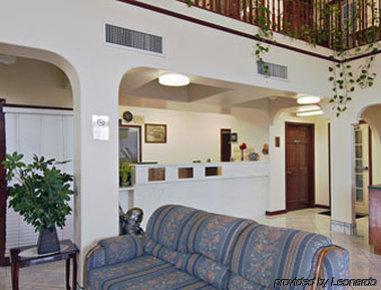 Hotel Super 8 Donna Extérieur photo